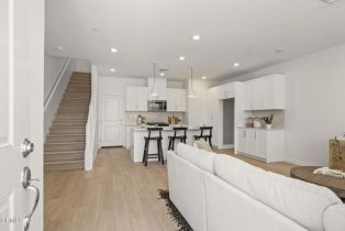 Condominium, 2402 Channel dr, Ventura, CA 93003 - 5