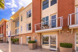 Condominium, 1901 Victoria AVE, Oxnard, CA  Oxnard, CA 93035