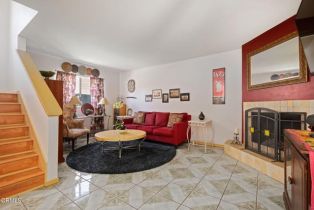 Condominium, 543 E st, Oxnard, CA 93030 - 4