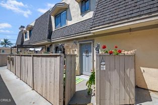 Condominium, 543  S E ST, Oxnard, CA  Oxnard, CA 93030