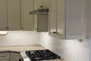 , 1320 Ventura ave, Ventura, CA 93001 - 5