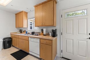 Single Family Residence, 130 Virginia dr, Ventura, CA 93003 - 30