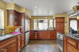 Single Family Residence, 501 Redwood ave, Ventura, CA 93003 - 14