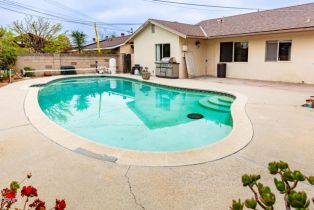 Single Family Residence, 1572 Dover ave, Thousand Oaks, CA 91360 - 27