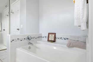 Single Family Residence, 11998 Bubbling Brook st, Moorpark, CA 93021 - 27