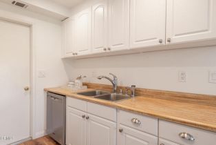 Single Family Residence, 23111 Village 23, Camarillo, CA 93012 - 10