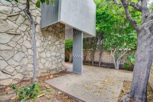 Condominium, 4213 Sarah st, Burbank, CA 91505 - 5