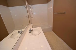 Townhouse, 215 Camino Toluca, Camarillo, CA 93010 - 12