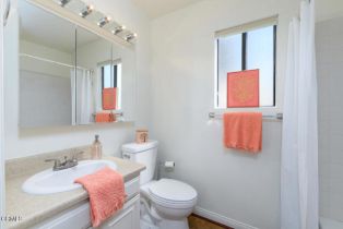 Single Family Residence, 33208 Village 33, Camarillo, CA 93012 - 8