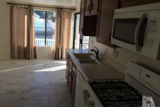 Single Family Residence, 2325 Kingsbridge ln, Oxnard, CA 93035 - 9