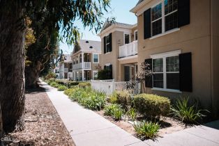 Condominium, 872 Fitzgerald AVE, Ventura, CA  Ventura, CA 93003