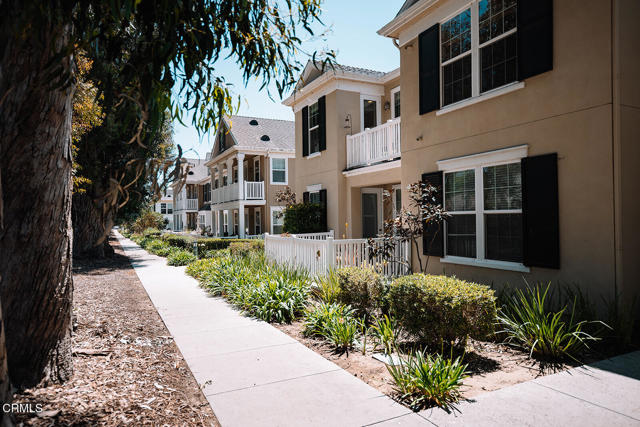 Condominium, 872 Fitzgerald ave, Ventura, CA 93003 - 1