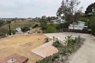 , 894 Highland dr, Camarillo, CA 93010 - 8