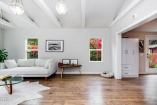 Single Family Residence, 238 Center st, Ventura, CA 93001 - 10