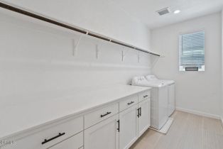 Condominium, 17065 Laurel rd, Morgan Hill, CA 95037 - 17