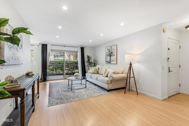 Condominium, 4722 Park Granada, Calabasas, CA 91302 - 1