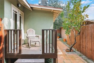 Single Family Residence, 1058 E Claremont st, Pasadena, CA 91104 - 23
