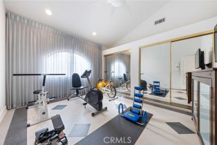 Single Family Residence, 22558 Summit Ridge cir, Chatsworth, CA 91311 - 33