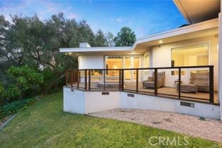 Single Family Residence, 935 Hillcrest pl, Pasadena, CA 91106 - 39