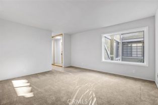 Condominium, 18324 Clark st, Tarzana, CA 91356 - 18