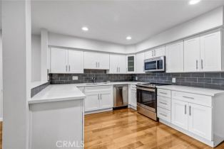 Condominium, 18324 Clark st, Tarzana, CA 91356 - 9