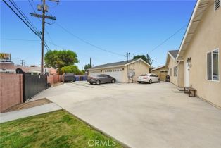 Residential Income, 21733 Tuba st, Chatsworth, CA 91311 - 3