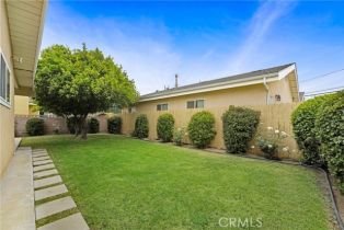 Single Family Residence, 21733 Tuba st, Chatsworth, CA 91311 - 23