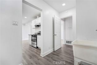 Single Family Residence, 21733 Tuba st, Chatsworth, CA 91311 - 9