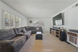 Condominium, 10100 Larwin ave, Chatsworth, CA 91311 - 3