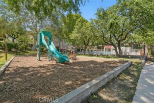 Condominium, 10100 Larwin ave, Chatsworth, CA 91311 - 33