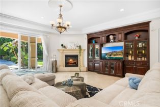 Single Family Residence, 553 Woodward blvd, Pasadena, CA 91107 - 21