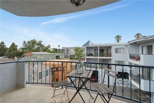 Condominium, 972 California blvd, Pasadena, CA 91106 - 22