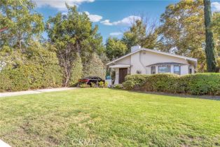 Residential Income, 1562 Lake ave, Pasadena, CA 91104 - 5